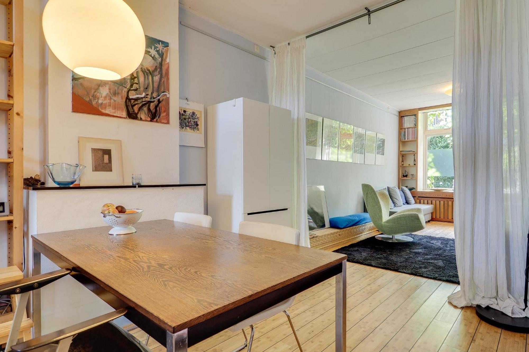 Your Space In Utrecht, Private Room With All Facilities, Living Among The Locals Exterior photo